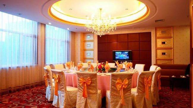 Everbright Hotel Dalian Restoran fotoğraf